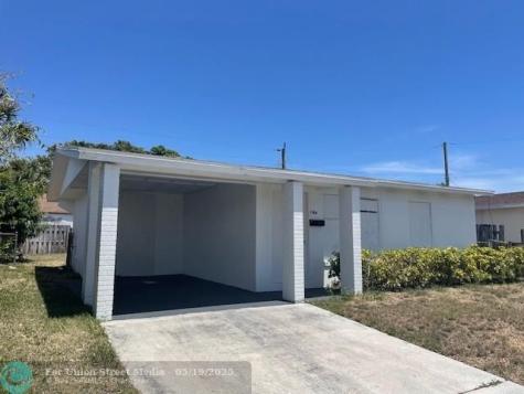 1104 W 24th Street Riviera Beach FL 33404