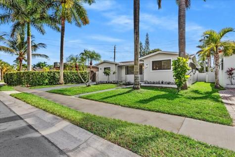 1004 Johnson Street Hollywood FL 33019