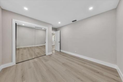 1004 Johnson Street Hollywood FL 33019