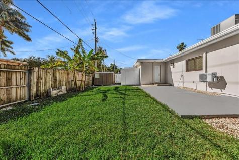 1004 Johnson Street Hollywood FL 33019