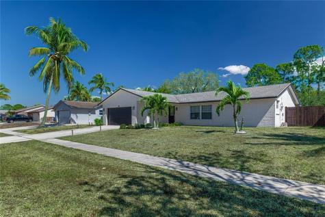 188 Martin Circle Royal Palm Beach FL 33411
