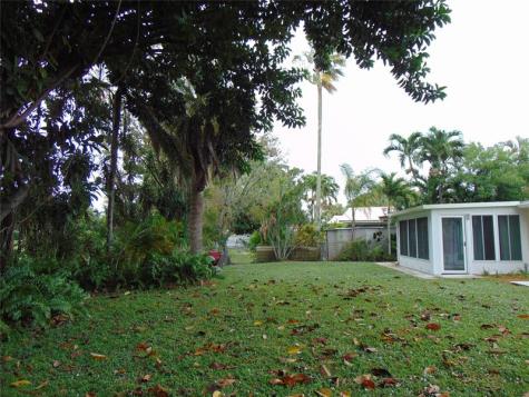 1925 NW 62nd Terrace Margate FL 33063