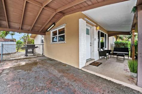 5554 SW 6th Street Margate FL 33068