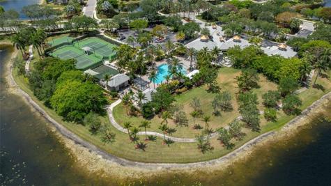 6978 NW 111th Terrace Parkland FL 33076