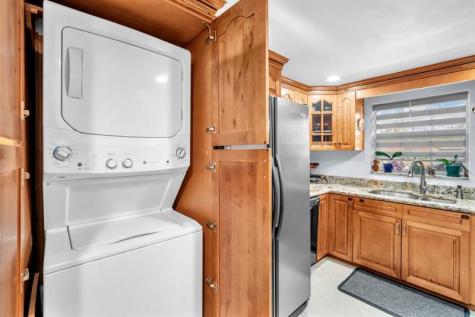 404 S 62nd Terrace Hollywood FL 33023