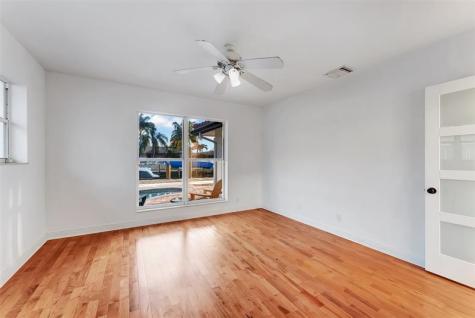 2524 SE 9th Street Pompano Beach FL 33062