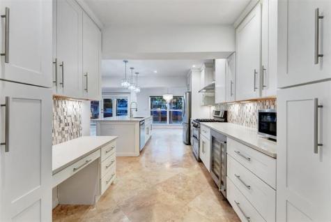 2524 SE 9th Street Pompano Beach FL 33062
