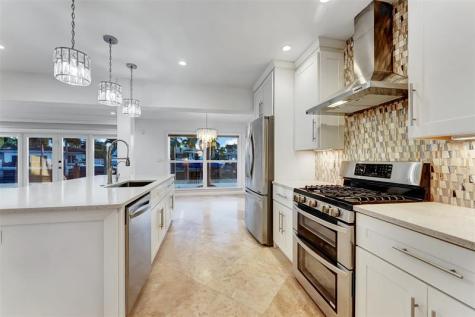 2524 SE 9th Street Pompano Beach FL 33062