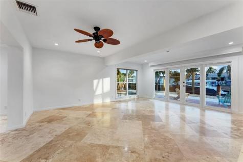 2524 SE 9th Street Pompano Beach FL 33062