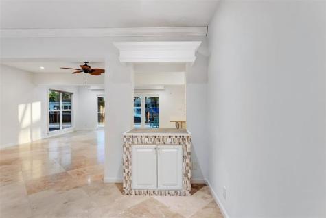 2524 SE 9th Street Pompano Beach FL 33062