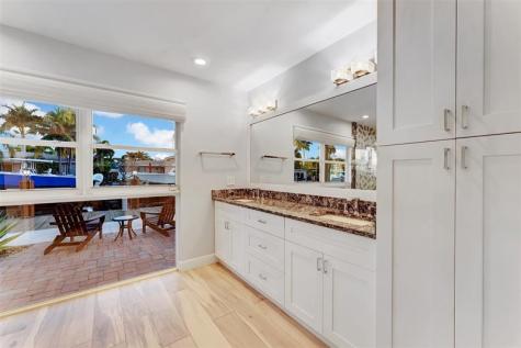 2524 SE 9th Street Pompano Beach FL 33062