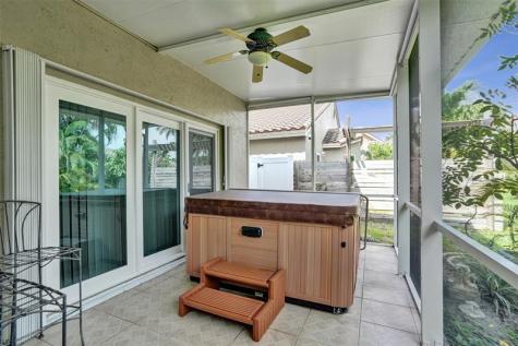 4739 NW 3rd Court Deerfield Beach FL 33442