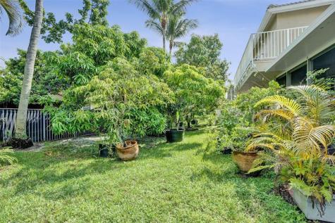 4739 NW 3rd Court Deerfield Beach FL 33442