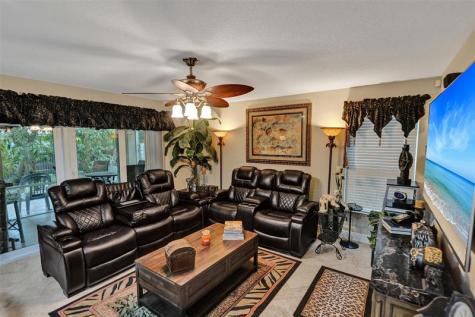 4739 NW 3rd Court Deerfield Beach FL 33442