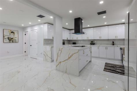 2633 NW Taft Street Hollywood FL 33020