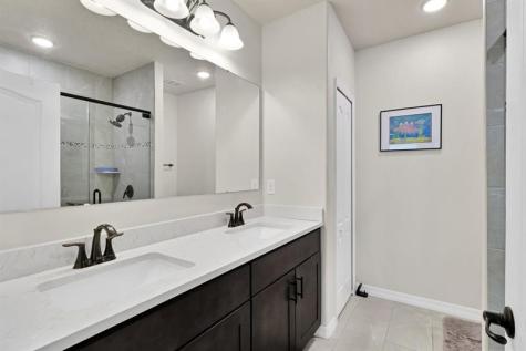 6105 Red Maple Manor Vero Beach FL 32966