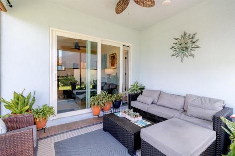 6105 Red Maple Manor Vero Beach FL 32966