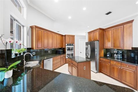 6512 NW 99th Avenue Parkland FL 33076