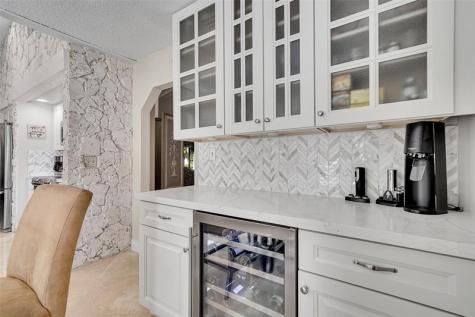 1581 NW 100th Way Plantation FL 33322