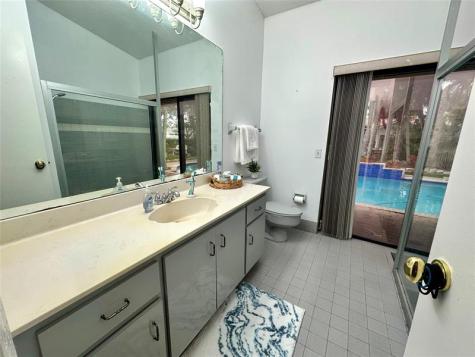 1581 NW 100th Way Plantation FL 33322