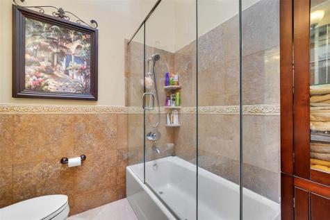 1581 NW 100th Way Plantation FL 33322