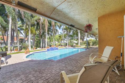 1581 NW 100th Way Plantation FL 33322