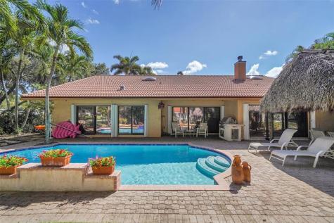 1581 NW 100th Way Plantation FL 33322
