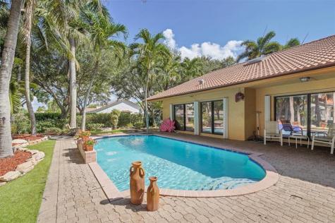 1581 NW 100th Way Plantation FL 33322