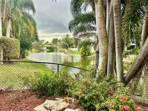 1581 NW 100th Way Plantation FL 33322