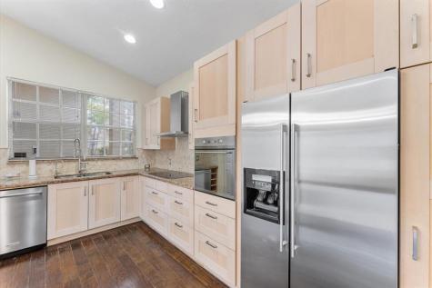 5728 NW 122nd Way Coral Springs FL 33076