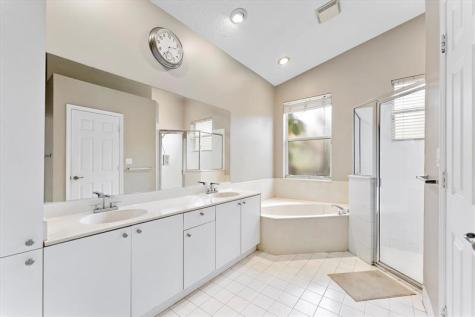 5728 NW 122nd Way Coral Springs FL 33076