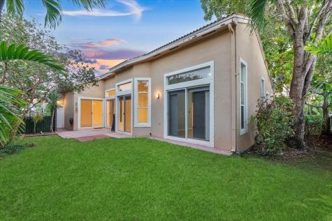 5728 NW 122nd Way Coral Springs FL 33076