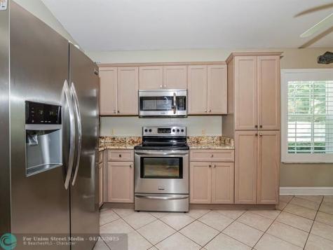 2180 Seville Avenue Vero Beach FL 32960