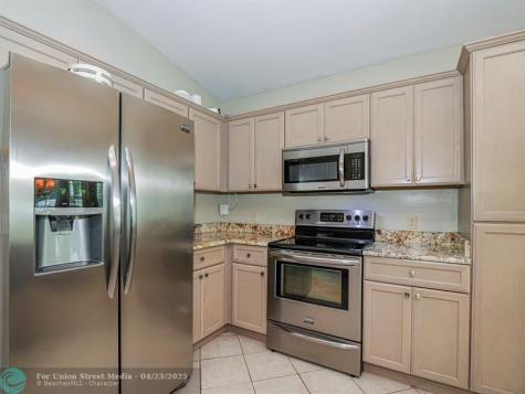 2180 Seville Avenue Vero Beach FL 32960
