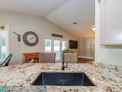 2180 Seville Avenue Vero Beach FL 32960