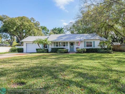 2180 Seville Avenue Vero Beach FL 32960
