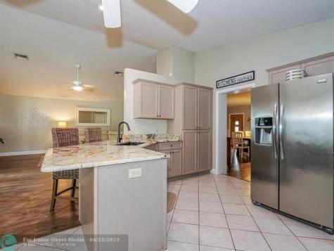 2180 Seville Avenue Vero Beach FL 32960