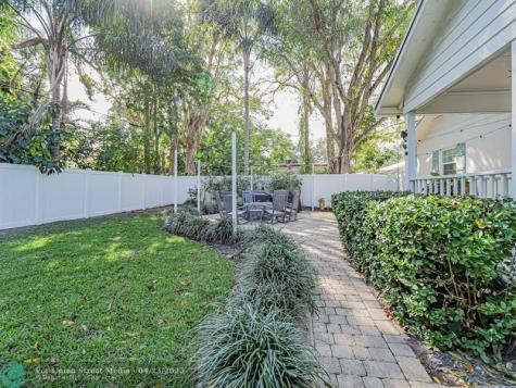 2180 Seville Avenue Vero Beach FL 32960