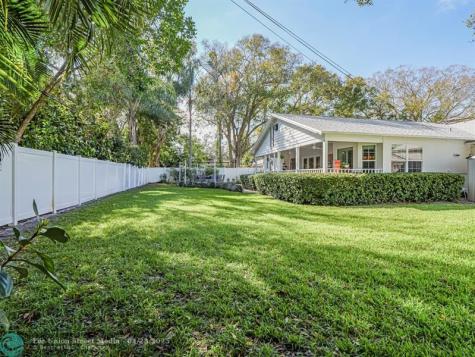 2180 Seville Avenue Vero Beach FL 32960