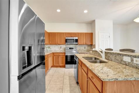 864 SW Java Avenue Port St Lucie FL 34953