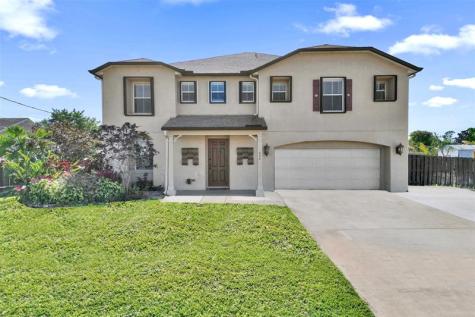 864 SW Java Avenue Port St Lucie FL 34953