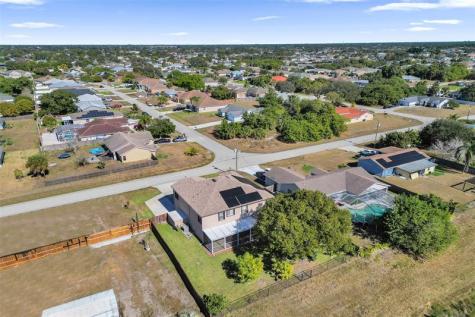 864 SW Java Avenue Port St Lucie FL 34953