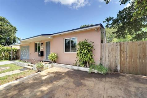 613 N 28th Avenue Hollywood FL 33020