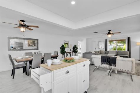 214 SE 6th Street Dania Beach FL 33004
