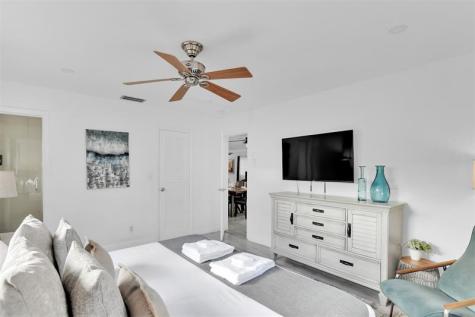 214 SE 6th Street Dania Beach FL 33004