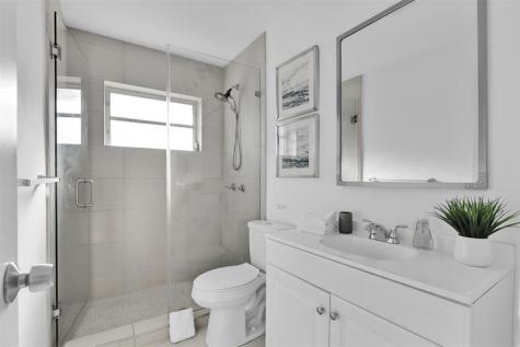214 SE 6th Street Dania Beach FL 33004