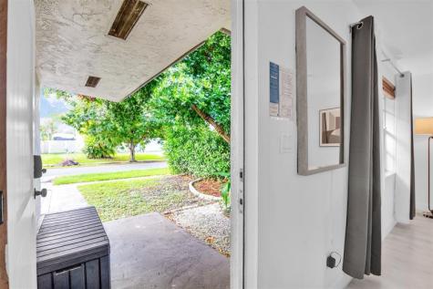 214 SE 6th Street Dania Beach FL 33004