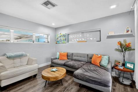 9471 Jamaica Drive Cutler Bay FL 33189