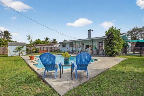 9471 Jamaica Drive Cutler Bay FL 33189