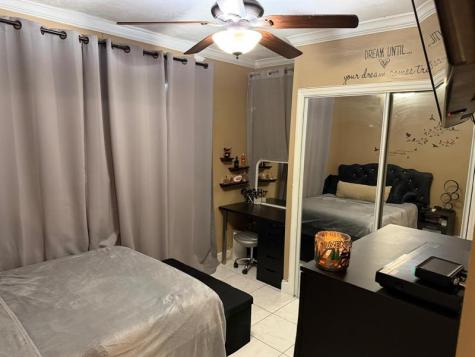 7928 N Juniper Street Miramar FL 33023